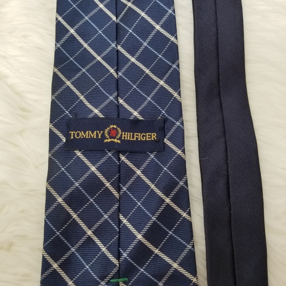 *SOLD* Tommy Hilfiger Navy Blue & White Plaid Checked Silk Neck Tie Classic - Picture 3 of 4